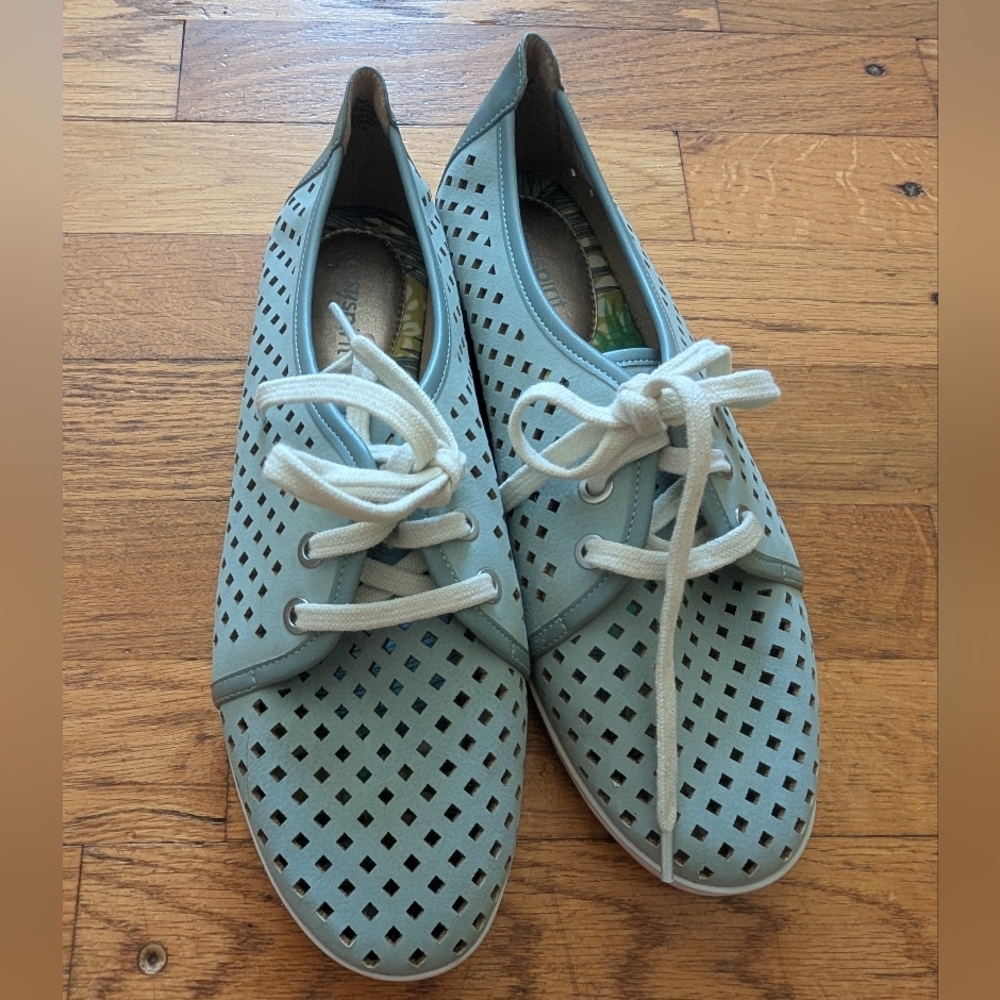 Easy Spirit Perforated Lace-Up Sneakers